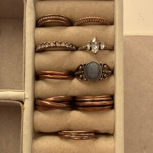 FREE w/ 🌻3/$25 - ring bundle